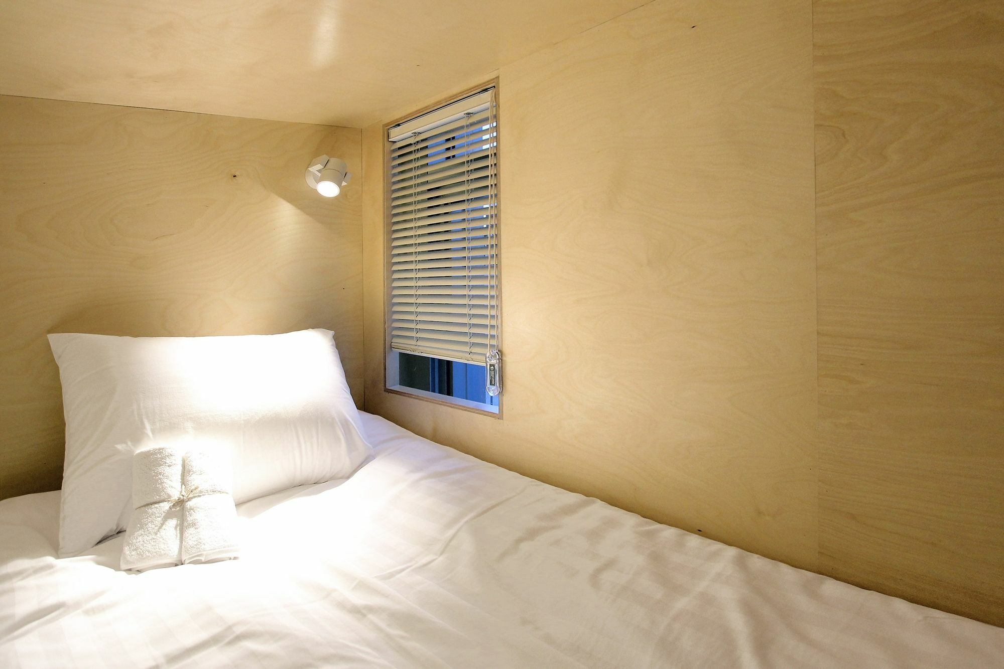 Haru Hostel *
